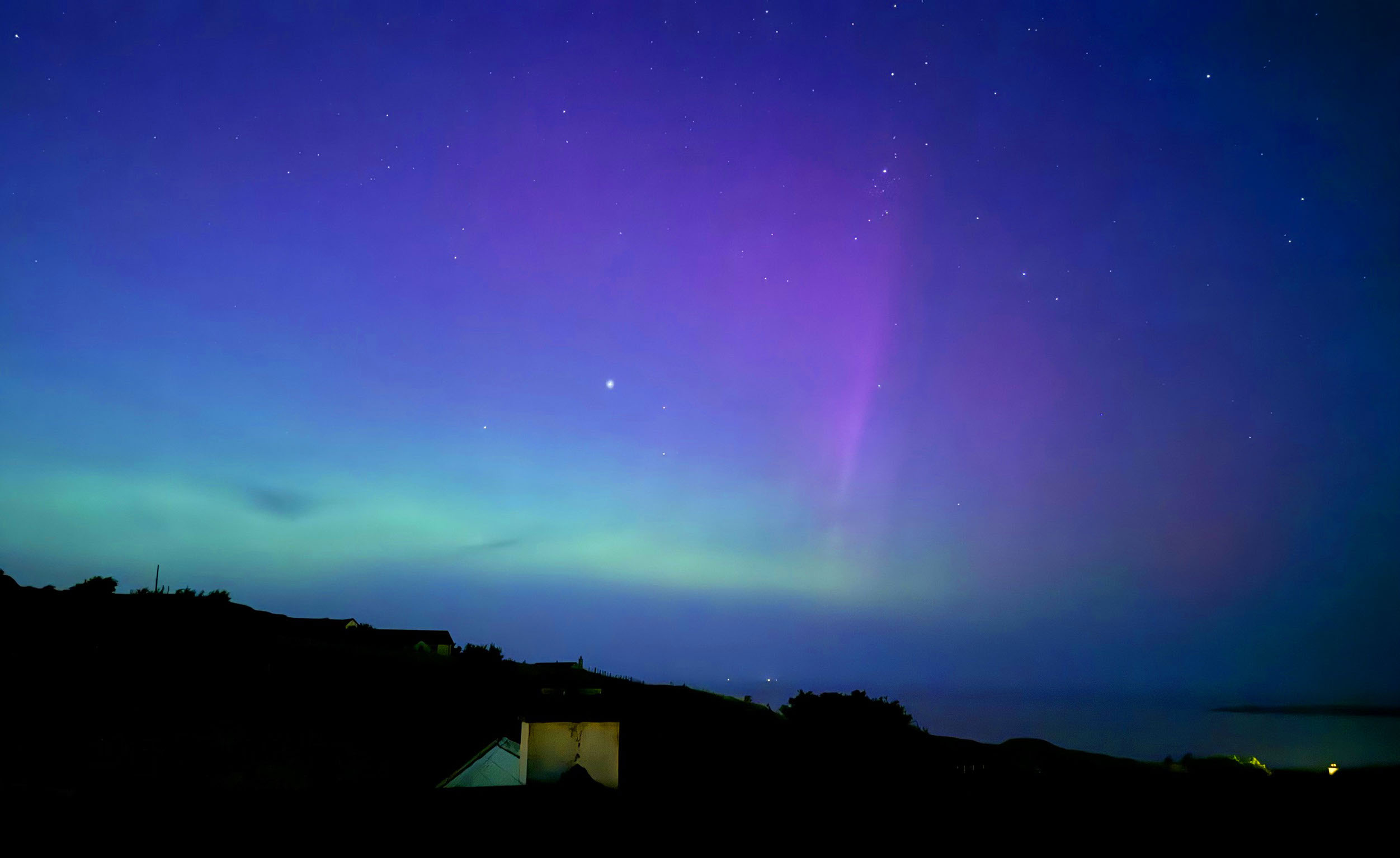 See amazing northern lights when you visit Brogaig Cottages in Staffin on the Isle of Skye